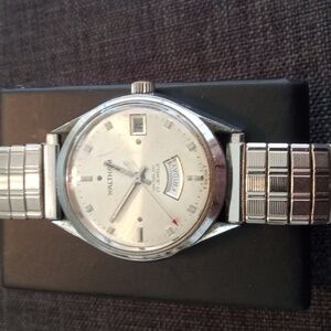 Waltham 17 jewel wristwatch